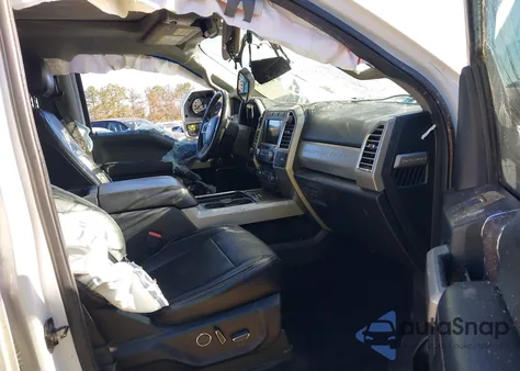 2017 Ford F-250 Lariat from USA, damaged, VIN 1FT7W2BT4HEE52421